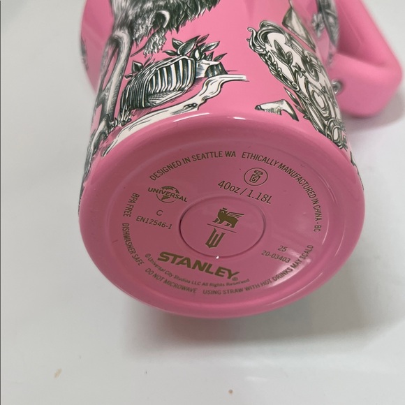 Stanley Wicked 2 Target Ozian Reprise Printed Pink Tumbler 40oz NWOB - Picture 5 of 5
